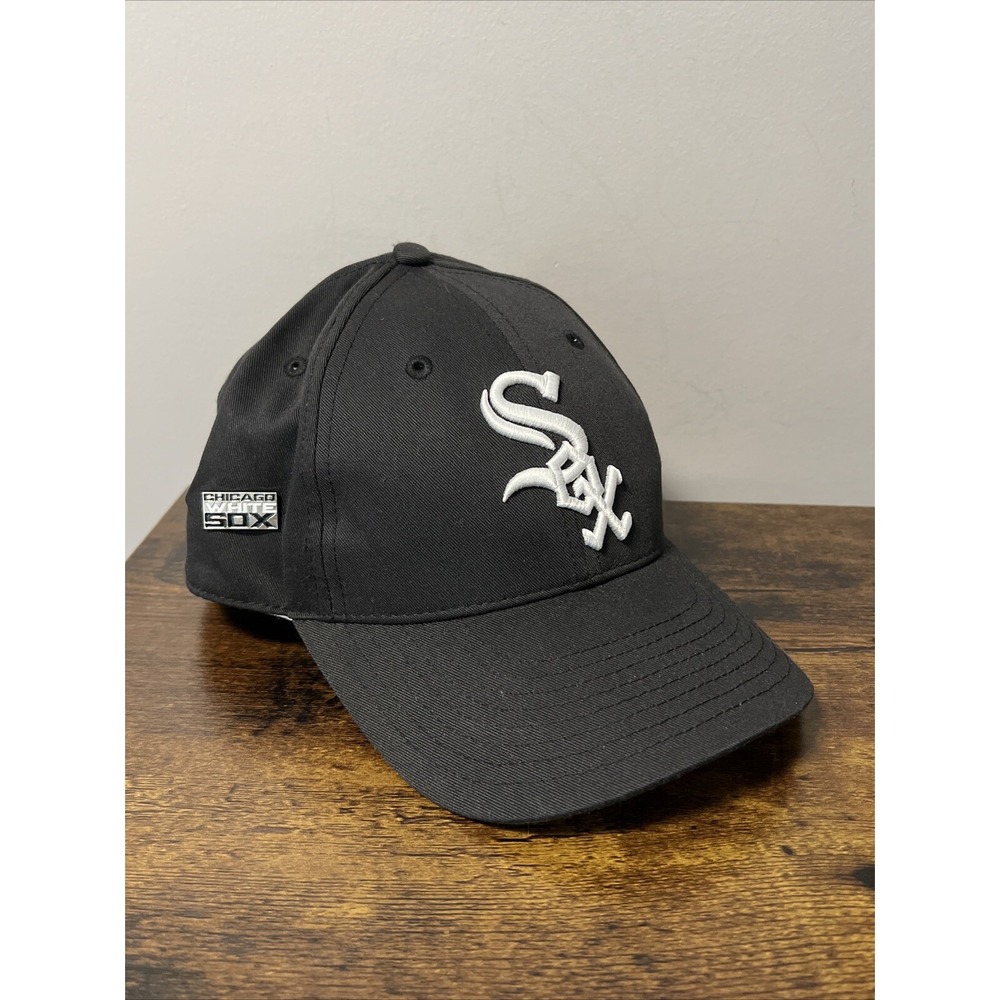 NEW New Era Rookie CHICAGO WHITESOX Adult Hat/Cap SnapBack, OSFM + Hat Pin